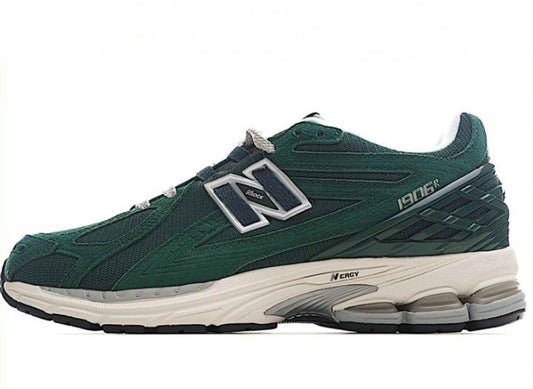 Les baskets New Balance allient style et confort. Leur design classique et leurs matériaux de haute qualité en font un choix idéal pour les amateurs de sneakers.pas cher. Le moins cher.