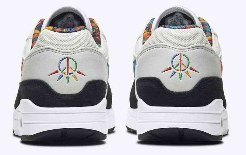 Les baskets Nike Air Max 1 sont iconiques pour leur style emblématique.retro incontournable pas cher. Le moins cher.exceptionnel 