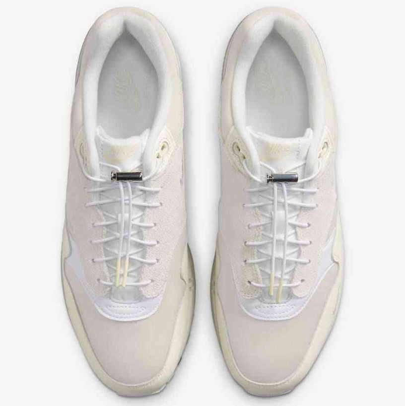 Les baskets Nike Air Max 1 sont iconiques pour leur style emblématique.retro incontournable pas cher. Le moins cher.exceptionnel 