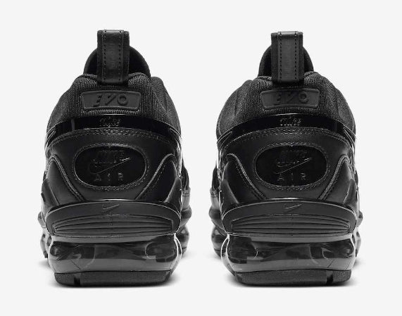 Nike Air VaporMax EVO “Triple Black” Women