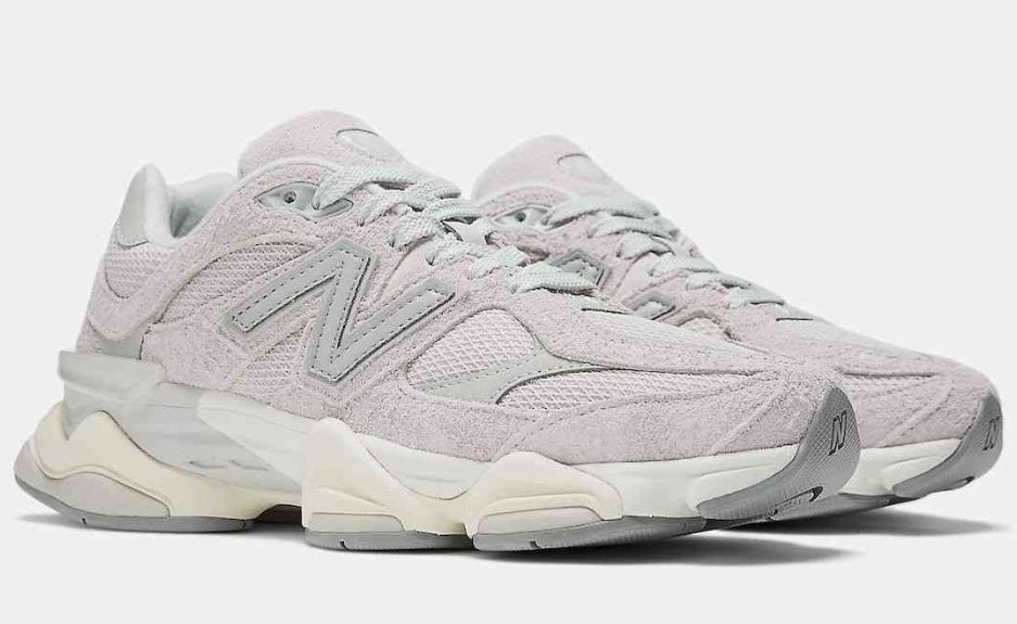 Les baskets New Balance allient style et confort. Leur design classique et leurs matériaux de haute qualité en font un choix idéal pour les amateurs de sneakers.pas cher. Le moins cher.
