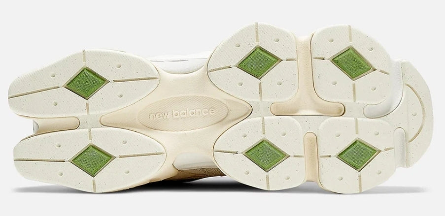 Les baskets New Balance allient style et confort. Leur design classique et leurs matériaux de haute qualité en font un choix idéal pour les amateurs de sneakers.pas cher. Le moins cher.