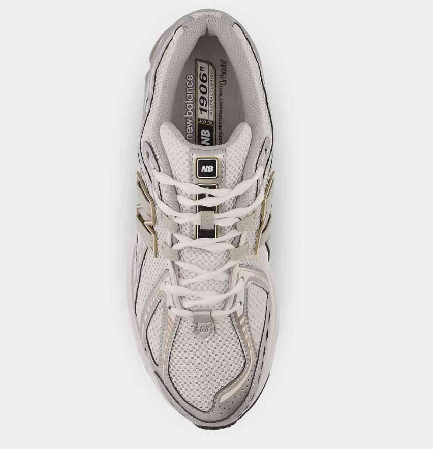 Les baskets New Balance allient style et confort. Leur design classique et leurs matériaux de haute qualité en font un choix idéal pour les amateurs de sneakers.pas cher. Le moins cher.