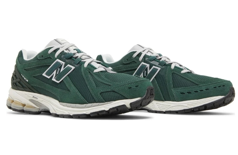 Les baskets New Balance allient style et confort. Leur design classique et leurs matériaux de haute qualité en font un choix idéal pour les amateurs de sneakers.pas cher. Le moins cher.