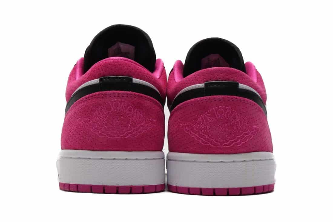 Les baskets Air Jordan 1 offrent un style iconique et une performance légendaire.

 leur design emblématique .pas cher. Le moins cher.