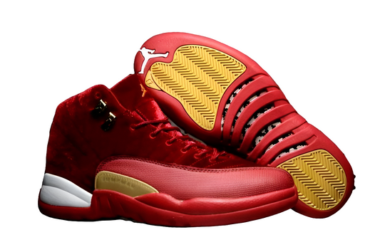 Les baskets Air Jordan 12 offrent un style emblématique et une performance remarquable.

 leur design distinctif et l'utilisation de matériaux. Baskets pas Cher. Le moins cher.