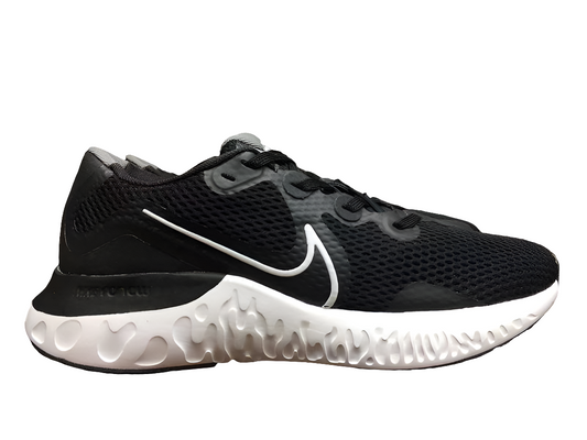 Les baskets Nike Renew Run Black Femme sont un témoignage de l'engagement de Nike à combiner style et innovation.