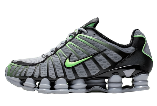 Les baskets Nike Shox TL allient un style avant-gardiste et une innovation technique avancée. Leur design unique et leurs détails sophistiqués.