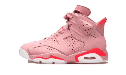 Les baskets Air Jordan 6 Retro (GS) "Oreo" Femme permettent de personnaliser votre style tout en bénéficiant d’un confort supérieur.