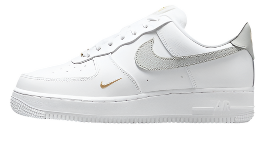 Premièrement : Les baskets Nike Air Force 1 Low femme incarnent l’alliance parfaite entre style intemporel et innovation technique.