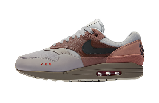 Les baskets Nike Air Max 1 Femme incarnent l’héritage emblématique de la marque Nike, combinant un design intemporel avec des touches modernes.