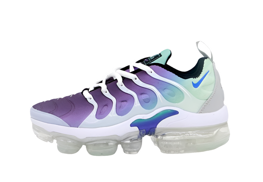 Les Nike Air Vapormax Plus TN Femme incarnent une fusion audacieuse entre l’héritage des baskets TN des années 90 et l’innovation moderne de la technologie Vapormax.