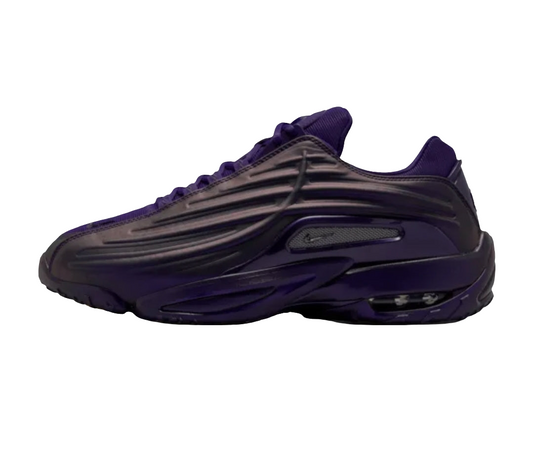 Les baskets Nike X Nocta Hot Step 2 incarnent l'alliance parfaite entre un style audacieux  haut de gamme collaboration Nocta.pas cher 