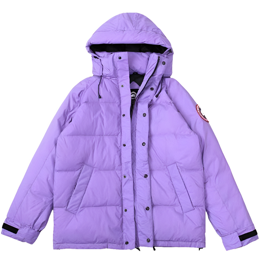 Résultat de l'évolution emblématique de la marque Canada G00se Femme, la Doudoune Canada G00se Femme est un témoignage de l'engagement de Canada G00se à combiner style,