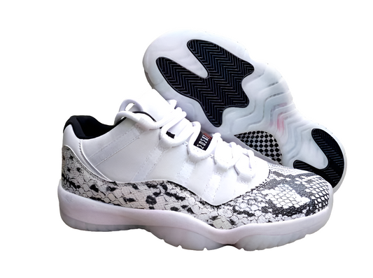 Les baskets Air Jordan 11 offrent un style iconique et une performance remarquable.

De plus,leur design distinctif et l'utilisation. Pas cher, sneakers 