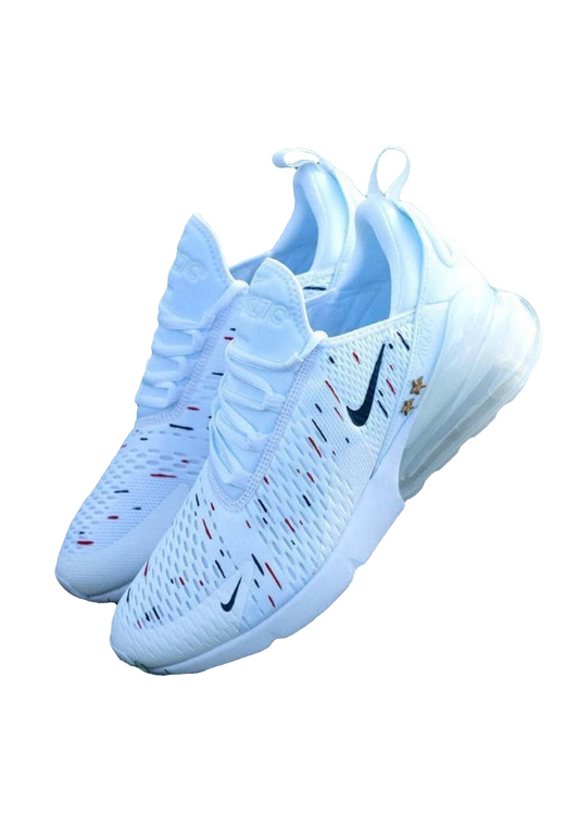 Les Baskets Nike Air Max 270 plus combinent un design élégant et une technologie de pointe. moderne et leur sur toute la longueur.pas cher. Le moins cher.