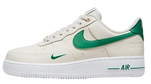 Les baskets Nike Air Force 1 combinent style et performance, offrant une expérience exceptionnelle.pas cher. Le moins cher.
