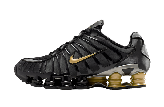 Le modèle baskets  Nike Shox TL Femme illustre l’engagement de Nike pour l'innovation et le design avant-gardiste.