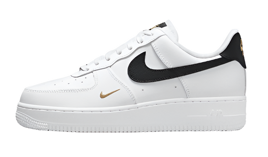 Premièrement : Les baskets Nike Air Force 1 Low femme incarnent l’alliance parfaite entre style intemporel et innovation technique.