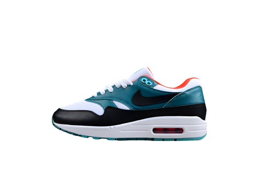 Nike Air Max 1 Liverpool Lebron James sneakers