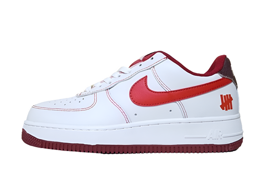 Les baskets Nike Air Force 1 combinent style et performance, offrant une expérience exceptionnelle.pas cher. Le moins cher.