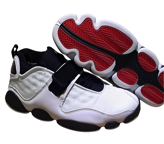 Les baskets Air Jordan 13 offrent un style iconique et une performance remarquable.

De plus,leur design distinctif et l'utilisation. Pas cher, sneakers 