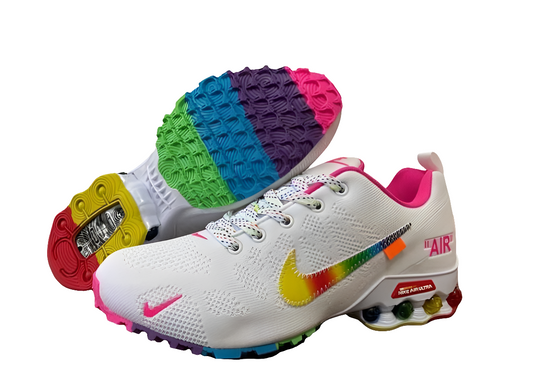 Les baskets Nike Air 2020 combinent style moderne et performance de pointe. Leur design élégant attire tous les regards. Dotées d'une empeigne en mesh respirant.pas cher. Le moins cher.