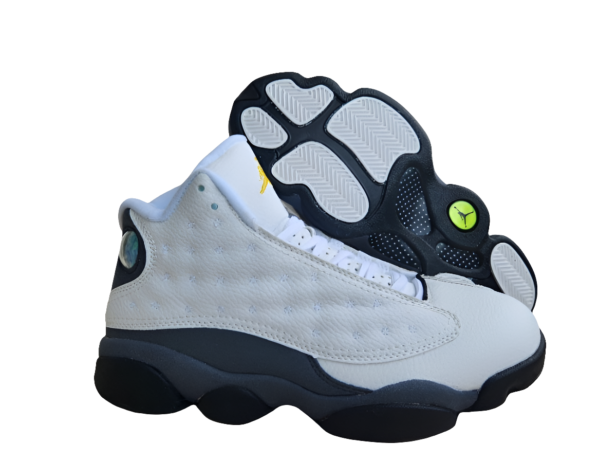 Les baskets Air Jordan 13 offrent un style iconique et une performance remarquable.

De plus,leur design distinctif et l'utilisation. Pas cher, sneakers 