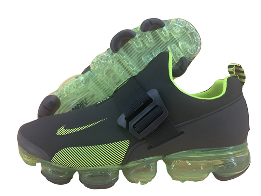 Les baskets Nike Air 2019 combinent style moderne et performance de pointe. Leur design élégant attire tous les regards. Dotées d'une empeigne en mesh respirant.pas cher. Le moins cher.