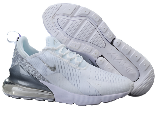 Les Baskets Nike Air Max 270 plus combinent un design élégant et une technologie de pointe. moderne et leur sur toute la longueur.pas cher. Le moins cher.