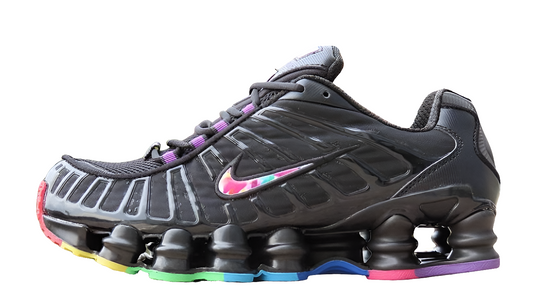 Les baskets Nike Shox TL allient un style avant-gardiste et une innovation technique avancée. Leur design unique et leurs détails sophistiqués.