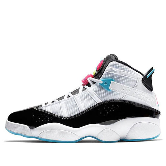 Les  baskets Air Jordan 6 Retro "Pantone" Femme permettent de personnaliser votre style tout en bénéficiant d’un confort supérieur.