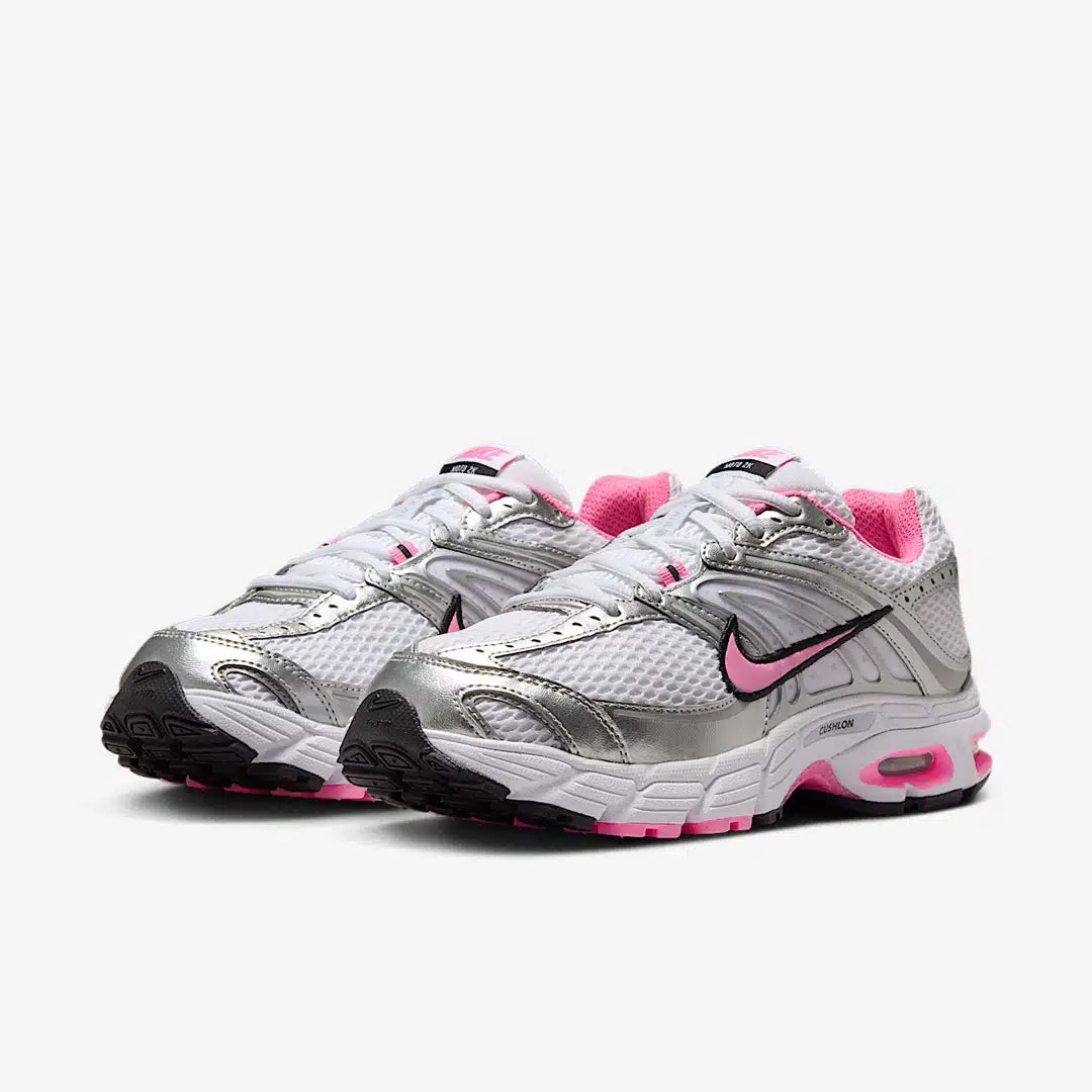 Découvrez les Baskets Nike Moto 2K, alliant design rétro et confort optimal. Parfaites pour les fans de streetwear et le quotidien. ❤️