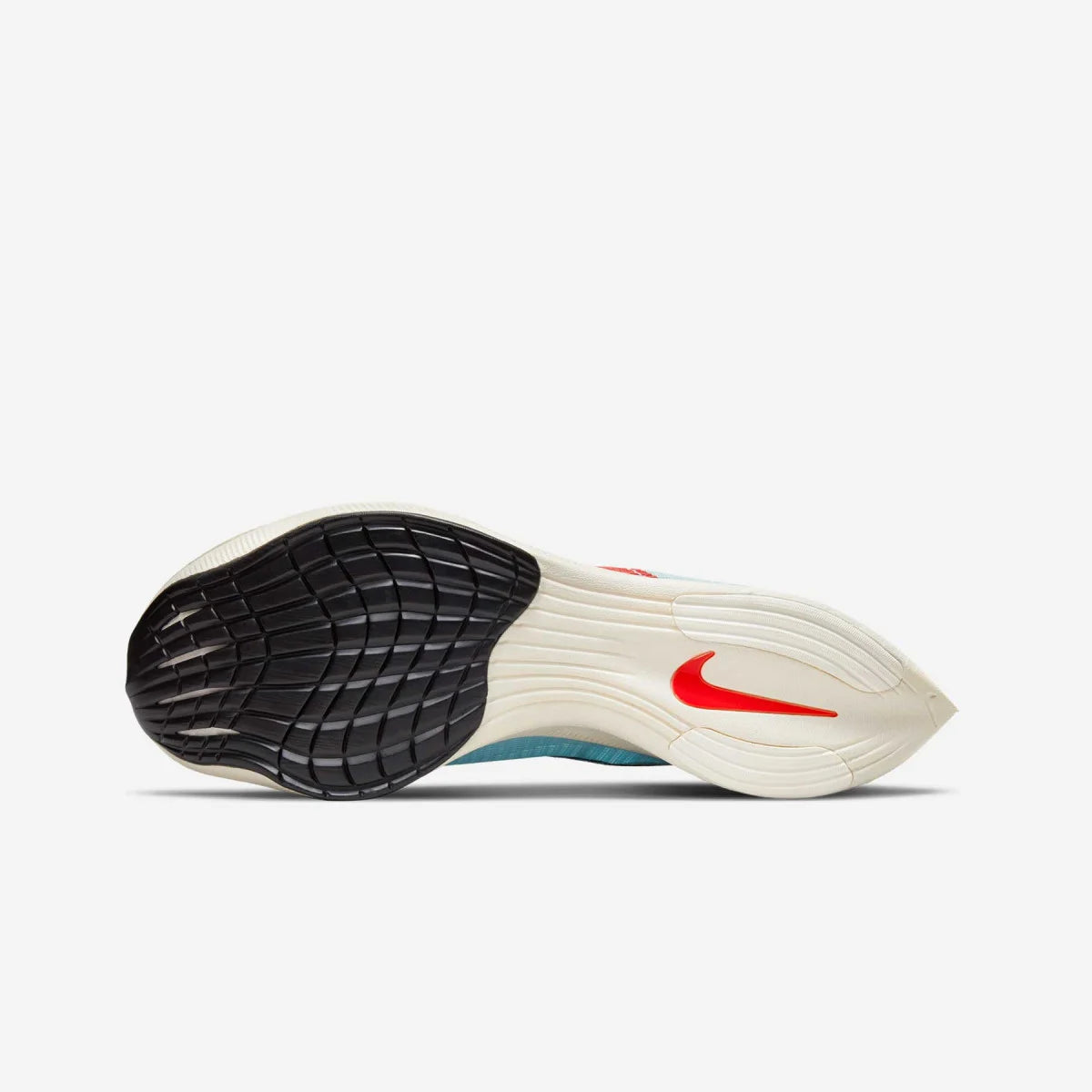 Les baskets Nike Air Zoom Femme se démarquent par leur design sportif et moderne, conçu pour maximiser les performances exceptionnelles 