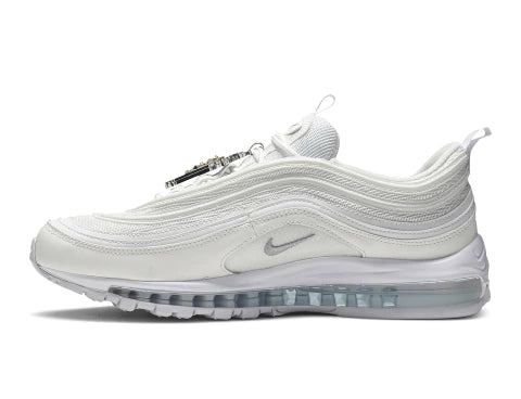 Les baskets Nike Air Max 97 Femme  sont des pièces maîtresses de la mode. Avec un look décontractée style iconique tendance olution emblématique de la ligne Nike, les Nike Air Max 97 sont un témoignage de l'engagement de Nike à combiner style et innovation.
