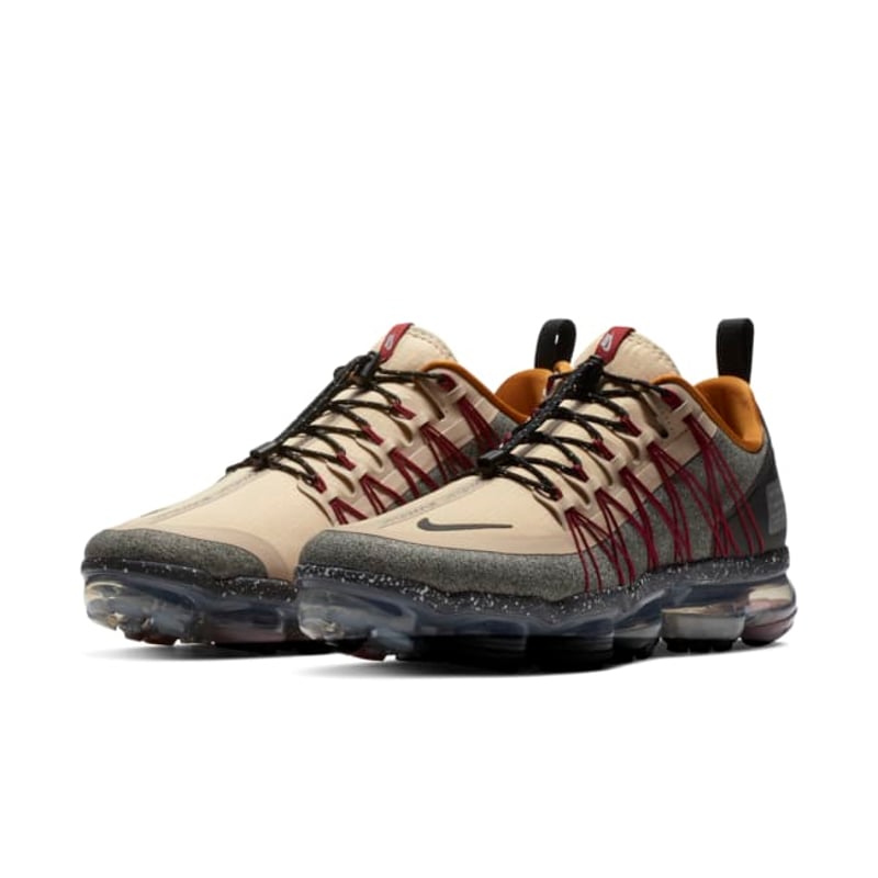 Les baskets Nike Vapormax 2018-2019 incarnent un style audacieux et une performance inégalée, design avant-gardiste 
.pas cher. Le moins cher.