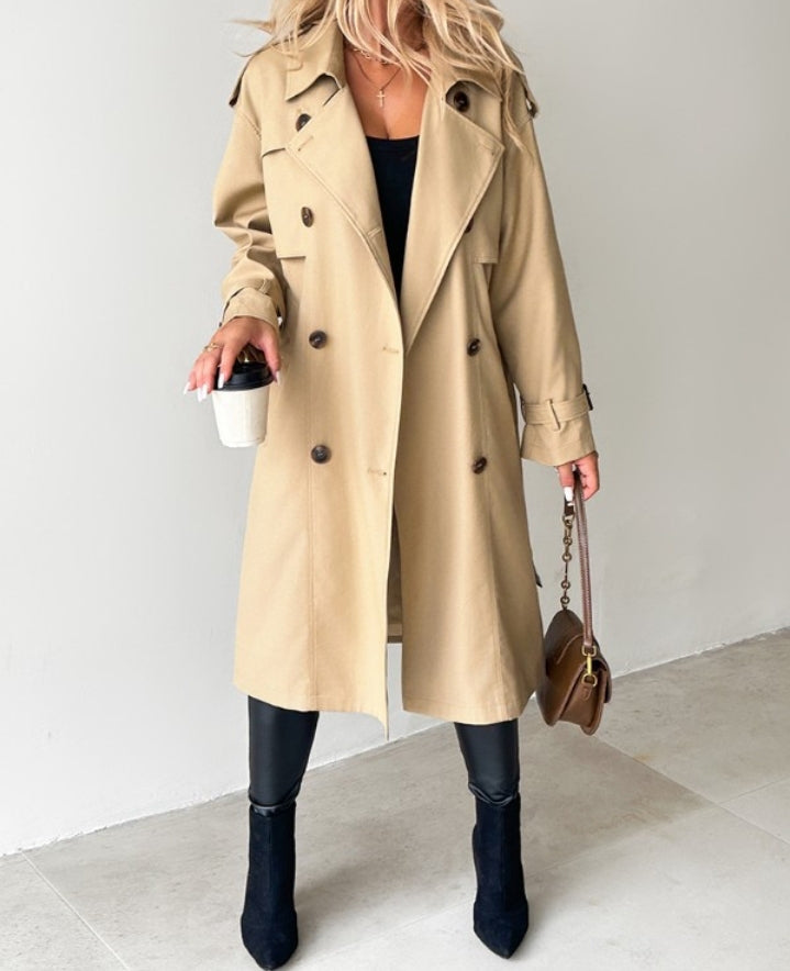 Premièrement : Adoptez un look sophistiqué et indémodable avec ce Trench -coast long croisé à col cranté femme