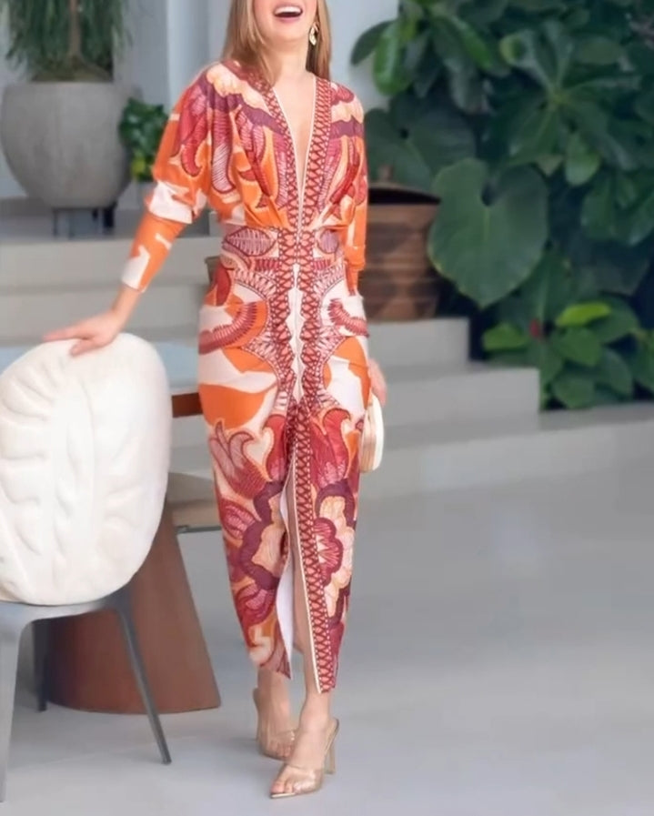 Premièrement : La  Robe moulante vintage baroque à manches longues et décolleté en V plongeant Femme.