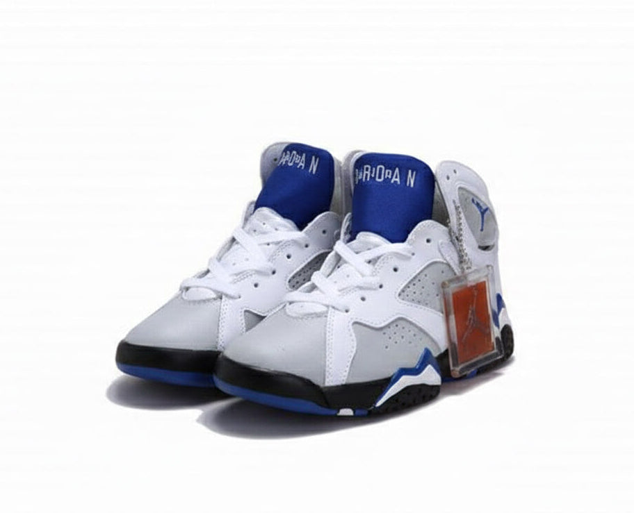 Premièrement, les baskets Air Jordan 7 Femme se distinguent par leur design iconique et leur confort exceptionnel.