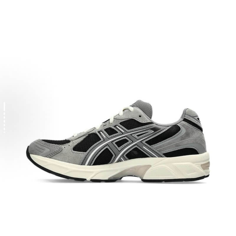 Premièrement :Les baskets Asics  offrent une combinaison parfaite de style et de performance.