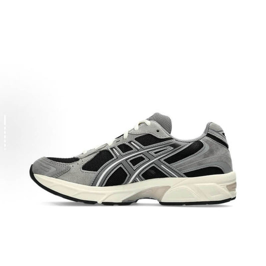 Premièrement :Les baskets Asics  offrent une combinaison parfaite de style et de performance.