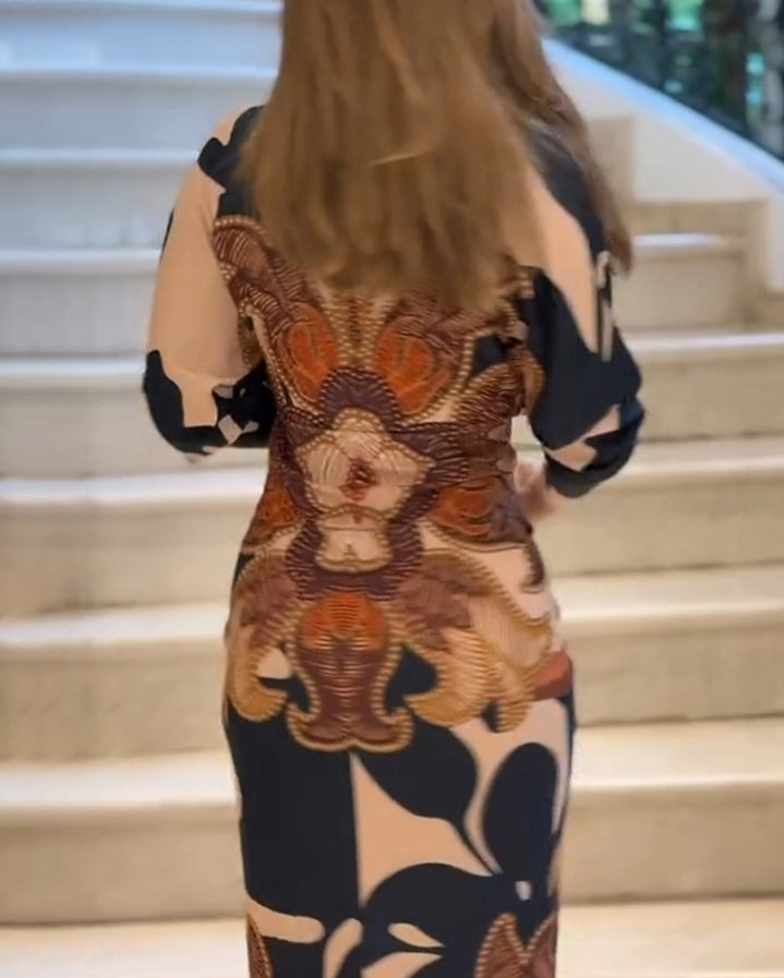 Premièrement : La  Robe moulante vintage baroque à manches longues et décolleté en V plongeant Femme.