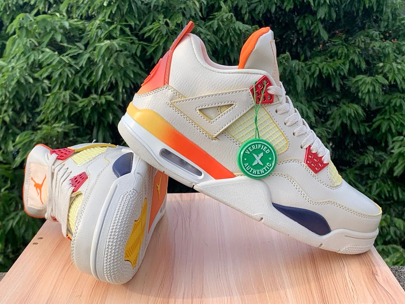 Baskets Air Jordan 4 Femme beige