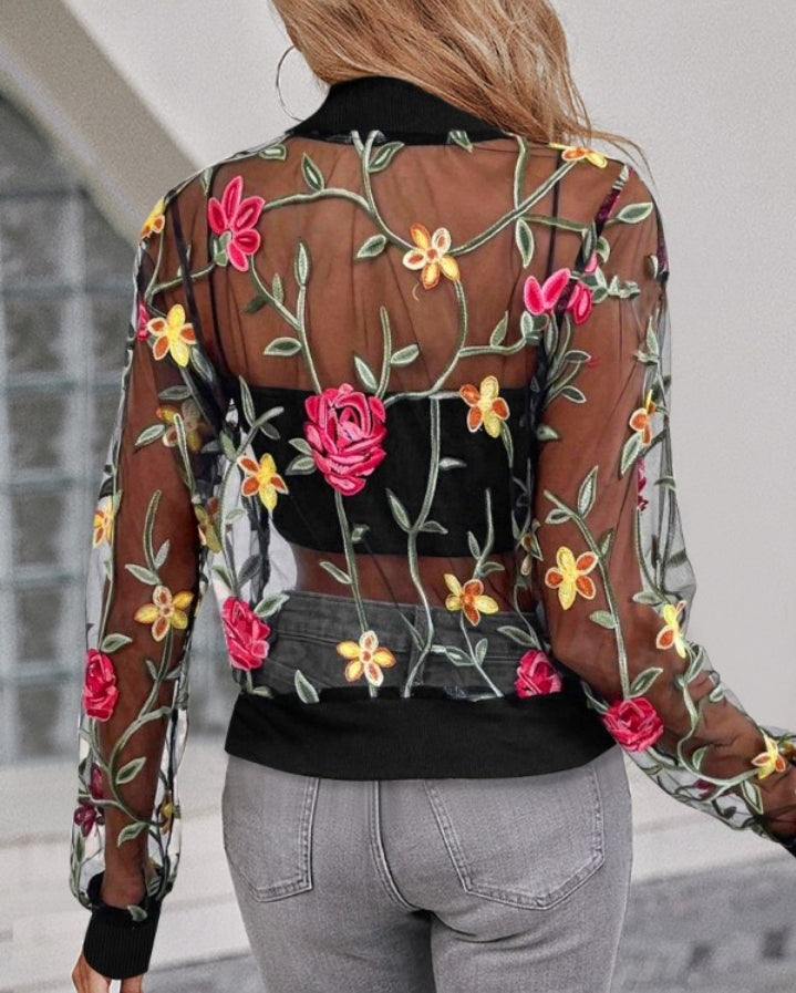 Premièrement : Adoptez un look moderne et raffiné avec cette Manteau à manches longues avec broderie florale et col de baseball veste zippée en maille transparente femme.