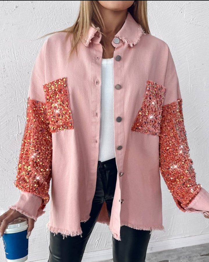 Premièrement : Apportez une touche d’éclat à votre look avec cette Veste décontractée à paillettes et patchwork à manches longues avec bouton sur le devant et ourlet brut femme 