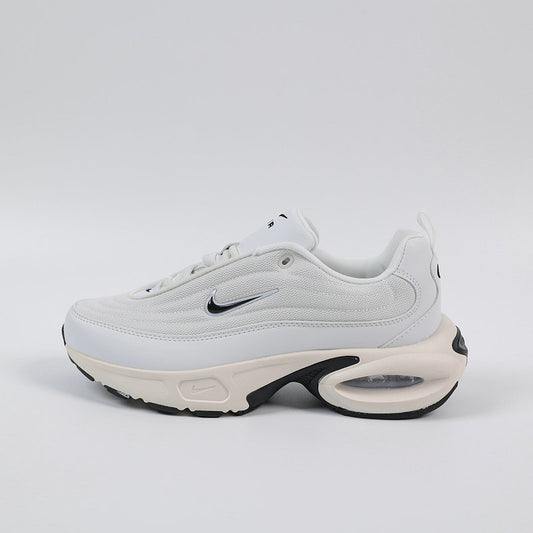 Les baskets Nike Air Max Portal incarnent un style moderne  exceptionnelle. Avec leur design futuriste et épuré.pas cher. 