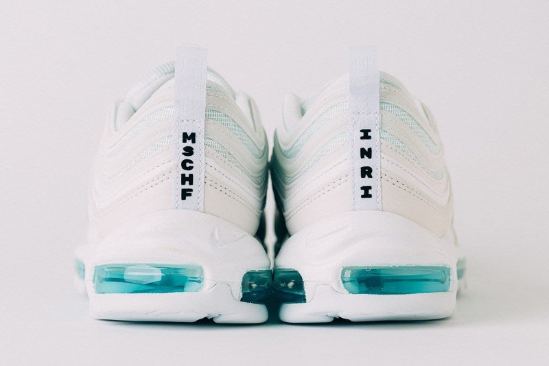 Les baskets Nike Air Max 97 Femme  sont des pièces maîtresses de la mode. Avec un look décontractée style iconique tendance olution emblématique de la ligne Nike, les Nike Air Max 97 sont un témoignage de l'engagement de Nike à combiner style et innovation.