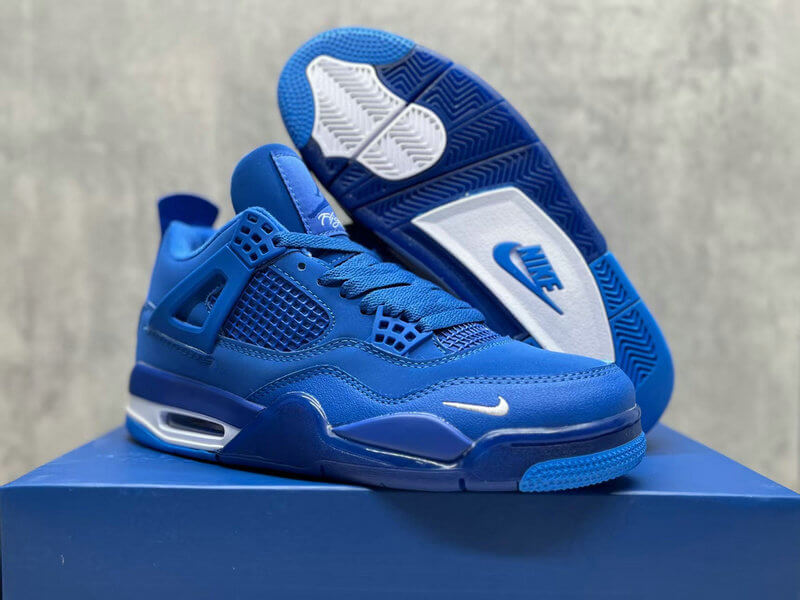 Premièrement : Les baskets Air Jordan 4 Femme se distinguent par leur design iconique et leur capacité à allier style et fonctionnalité.