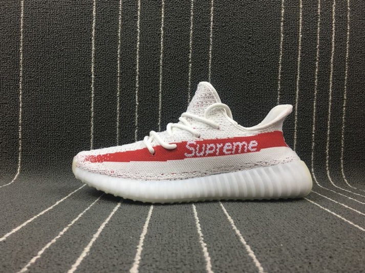 Les  Adidas Yeezy 350 Boost V2 Mono Mist Femme ,  entre Adidas et Kanye West, sont emblématiques pour leur design innovant et leur confort inégalé.