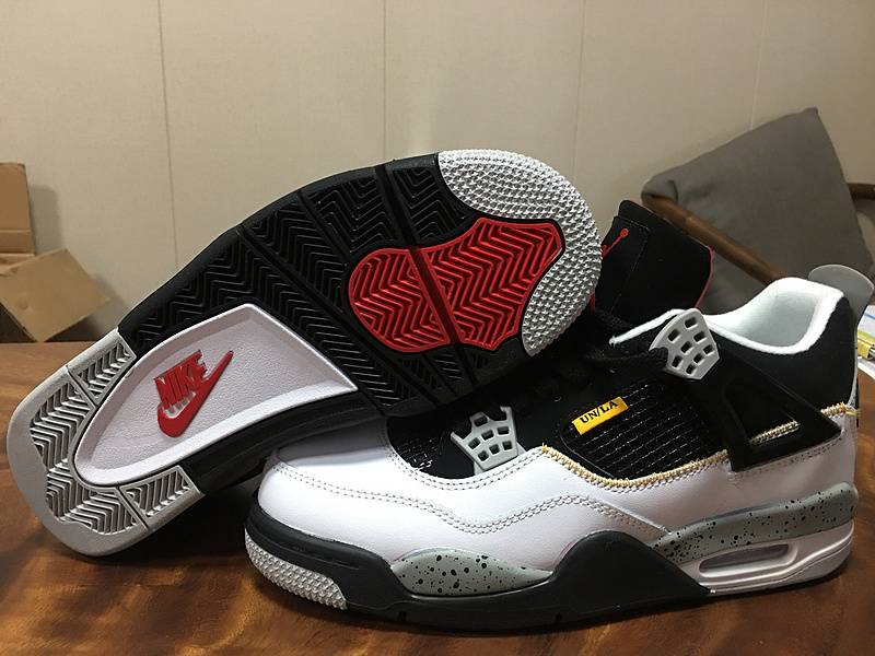 Premièrement : Les baskets Air Jordan 4 Femme se distinguent par leur design iconique et leur capacité à allier style et fonctionnalité.